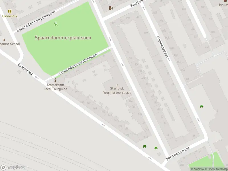 Ambulance met gepaste spoed naar de Westerpark in Amsterdam