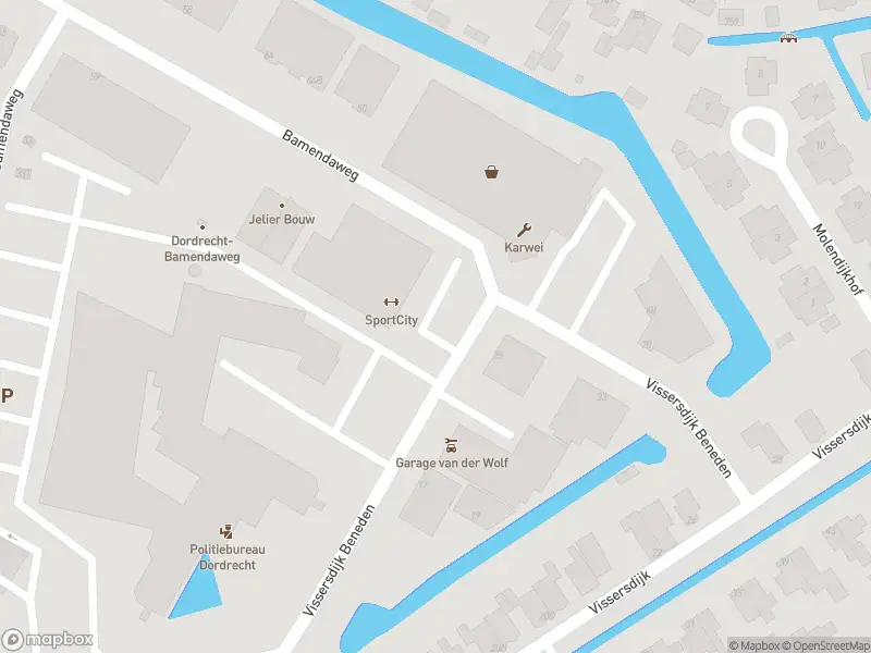 Ambulance met gepaste spoed naar de Vissersdijk Beneden in Dordrecht