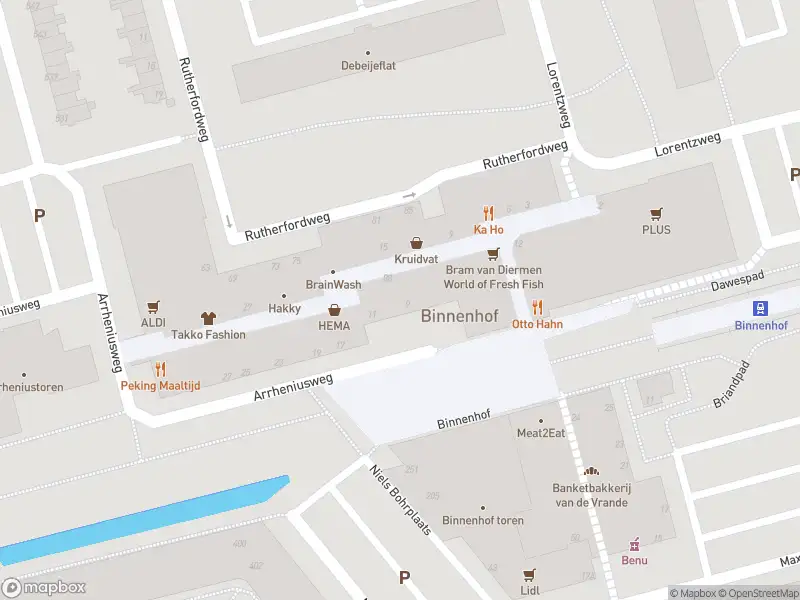Ambulance met grote spoed naar de Arrheniusweg in Rotterdam