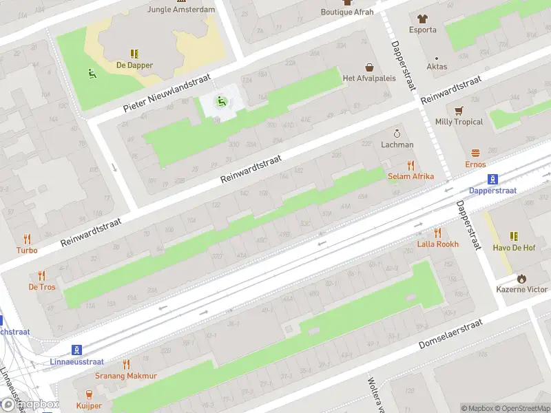 Brandweer met grote spoed naar de Tweede van Swindenstraat in Amsterdam