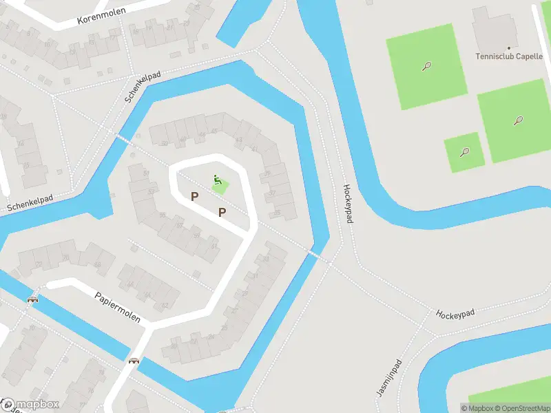 Ambulance met gepaste spoed naar de Papiermolen in Capelle aan den IJssel