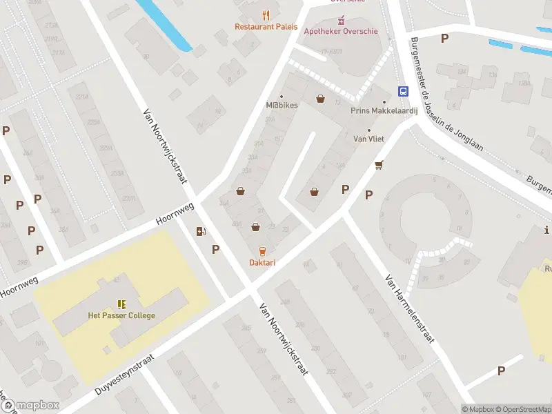 Ambulance met grote spoed naar de Duyvesteynstraat in Rotterdam