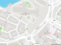 Ambulance met grote spoed naar de Wingerdweg in Amsterdam