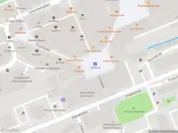 Ambulance met grote spoed naar de Stadhuisplein in Zoetermeer