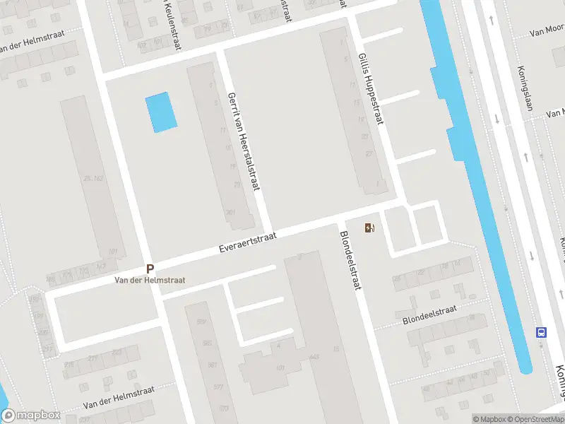 Ambulance met grote spoed naar de Everaertstraat in Rotterdam