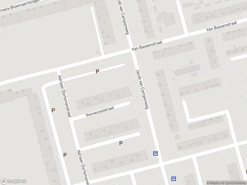 Ambulance met gepaste spoed naar de Vennecoolstraat in Rotterdam