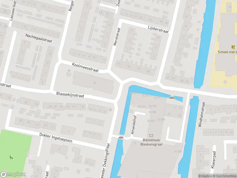 Ambulance met grote spoed naar de Koolmeesstraat in Bleskensgraaf