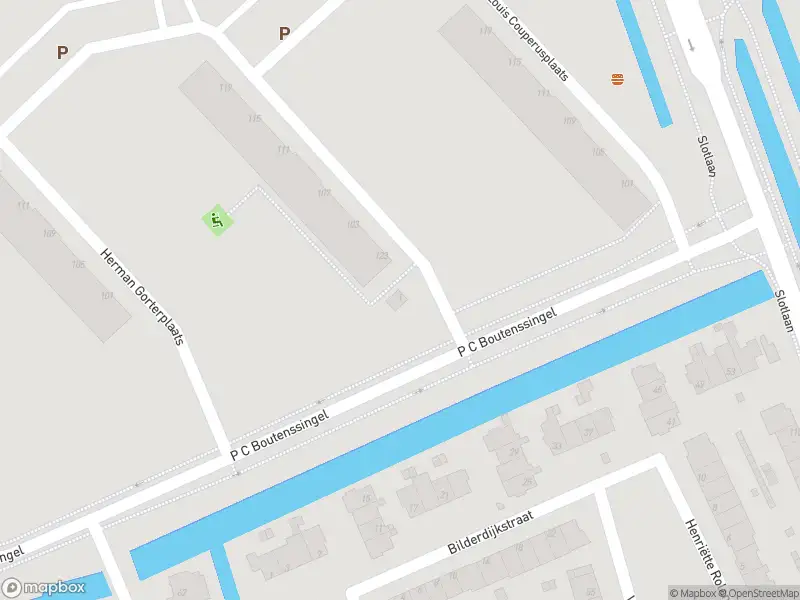 Ambulance met grote spoed naar de Frederik van Eedenplaats in Capelle aan den IJssel