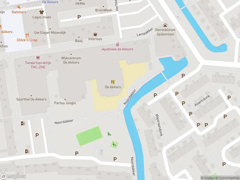 Ambulance met grote spoed naar de Noordakker in Spijkenisse