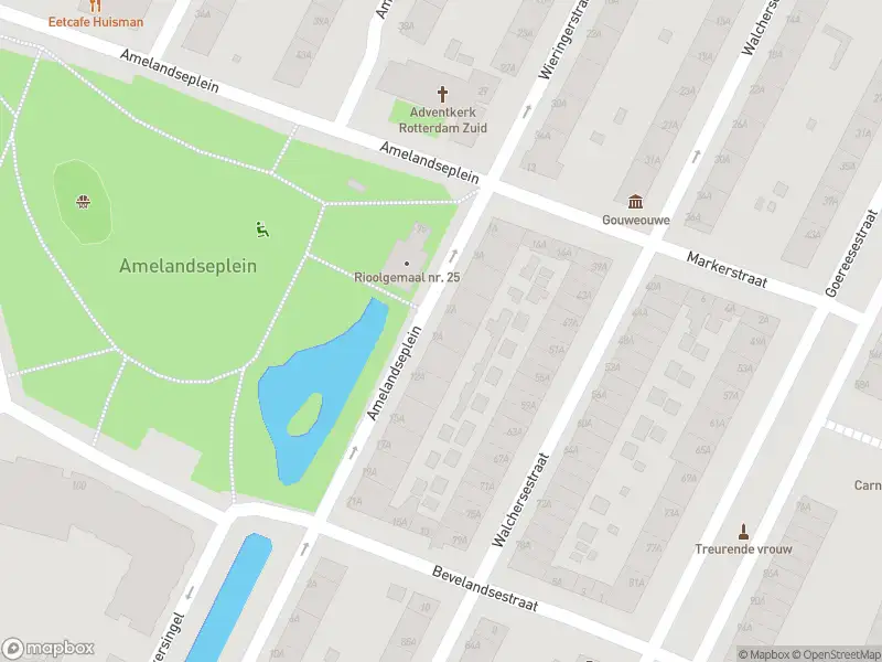 Ambulance met grote spoed naar de Amelandseplein in Rotterdam