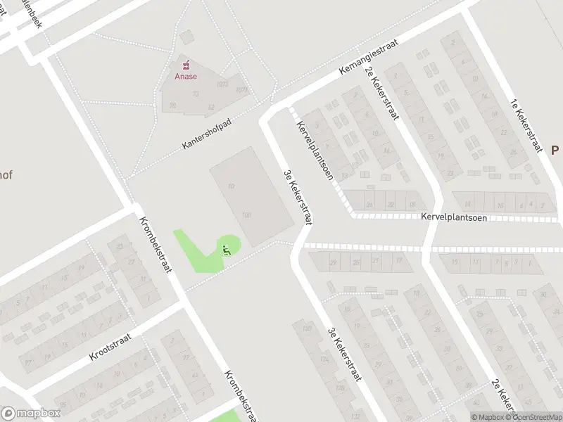 Ambulance met gepaste spoed naar de 3e Kekerstraat in Amsterdam