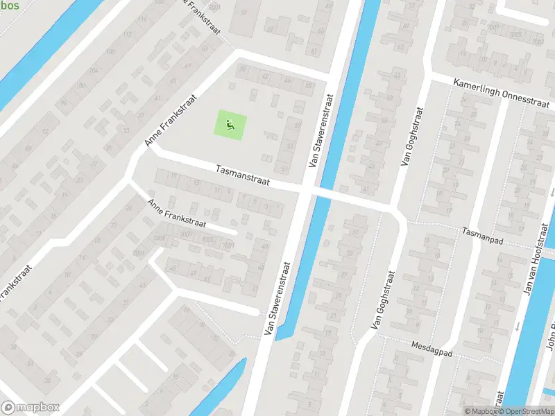 Ambulance met grote spoed naar de Tasmanstraat in Reeuwijk