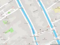 Ambulance met gepaste spoed naar de Phoenixstraat in Delft