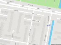 Ambulance met gepaste spoed naar de Bruinissestraat in Rotterdam