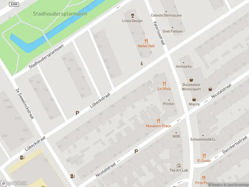 Ambulance met grote spoed naar de Verhulstplein in 's-Gravenhage