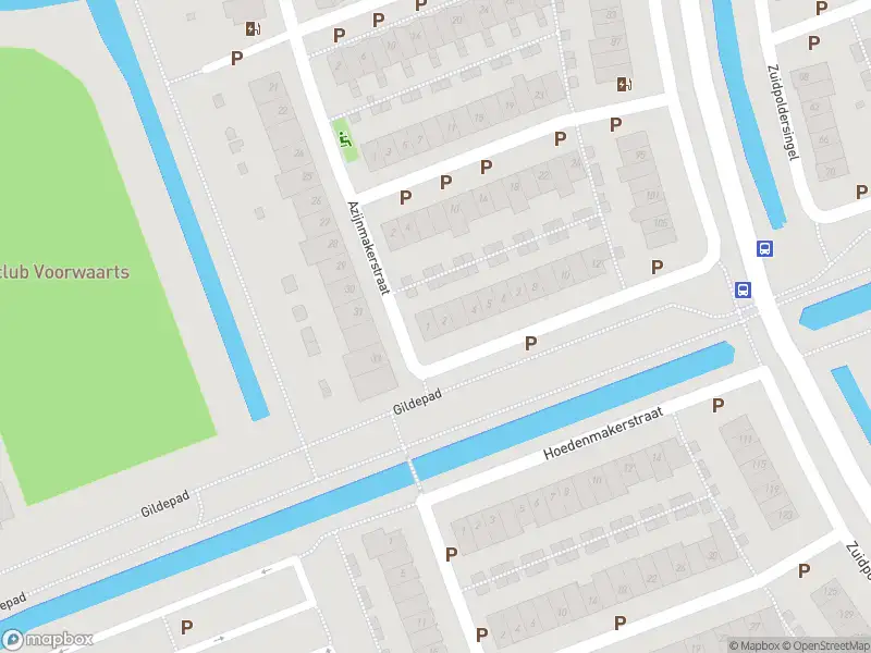 Ambulance met gepaste spoed naar de Pompmakerstraat in Delfgauw