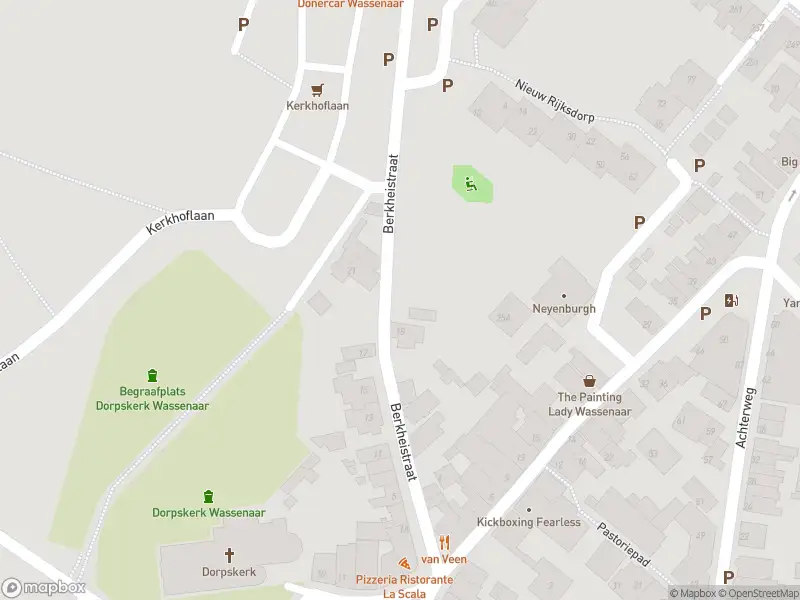 Ambulance met grote spoed naar de Berkheistraat in Wassenaar