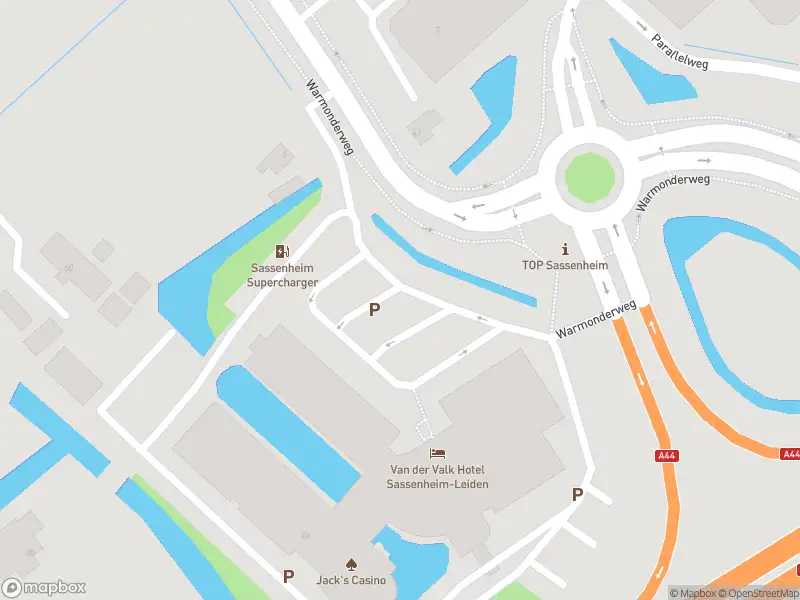 Ambulance met gepaste spoed naar de Warmonderweg in Sassenheim