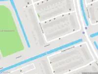 Ambulance met gepaste spoed naar de Pompmakerstraat in Delfgauw