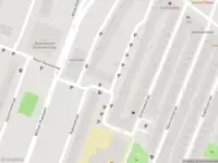 Ambulance met grote spoed naar de Robert Baeldestraat in Rotterdam