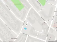Ambulance met gepaste spoed naar de Moensplein in Beverwijk