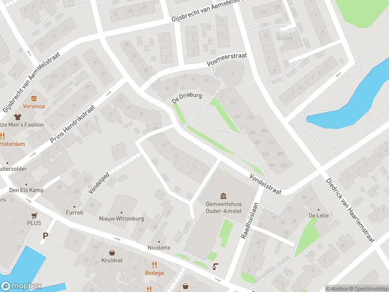 Ambulance met gepaste spoed naar de Vondelstraat in Ouderkerk aan de Amstel