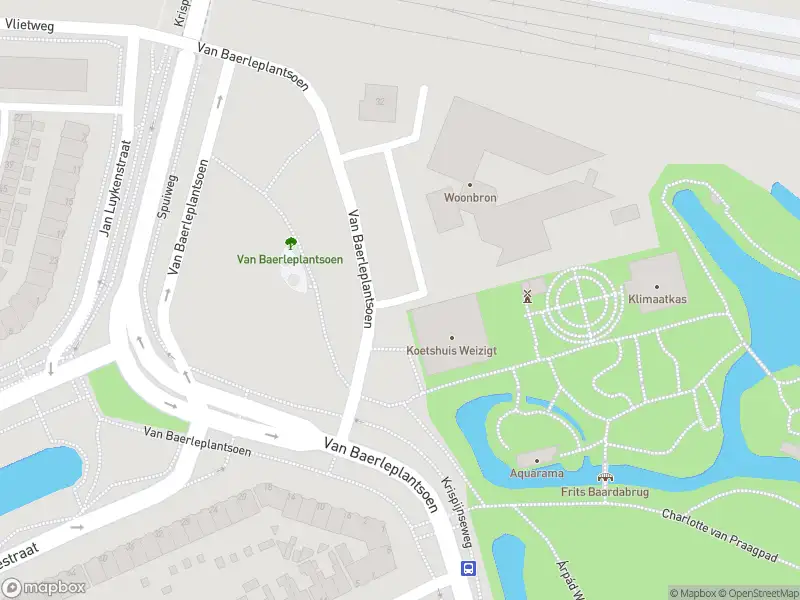 Ambulance met gepaste spoed naar de Van Baerleplantsoen in Dordrecht