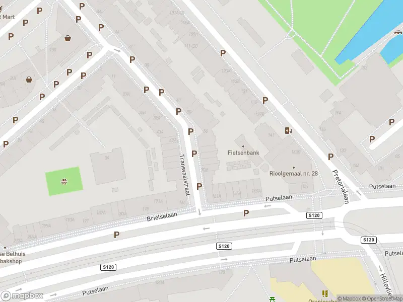 Ambulance met grote spoed naar de Transvaalstraat in Rotterdam