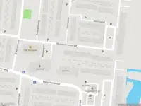 Ambulance met grote spoed naar de Noorderkroonstraat in Dordrecht