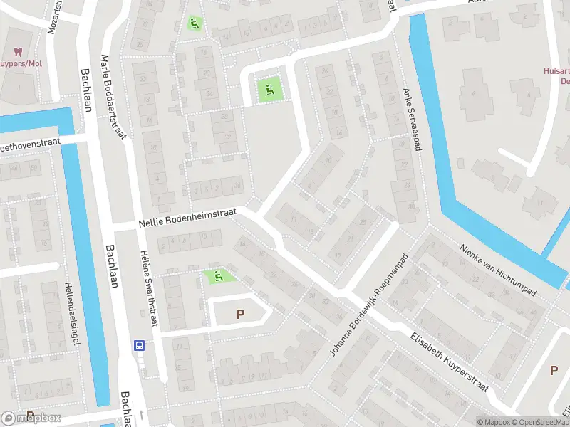 Ambulance met grote spoed naar de Ida Heyermansstraat in Gorinchem