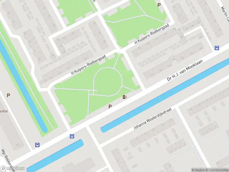 Ambulance met grote spoed naar de Florence Nightingalestraat in Rijswijk
