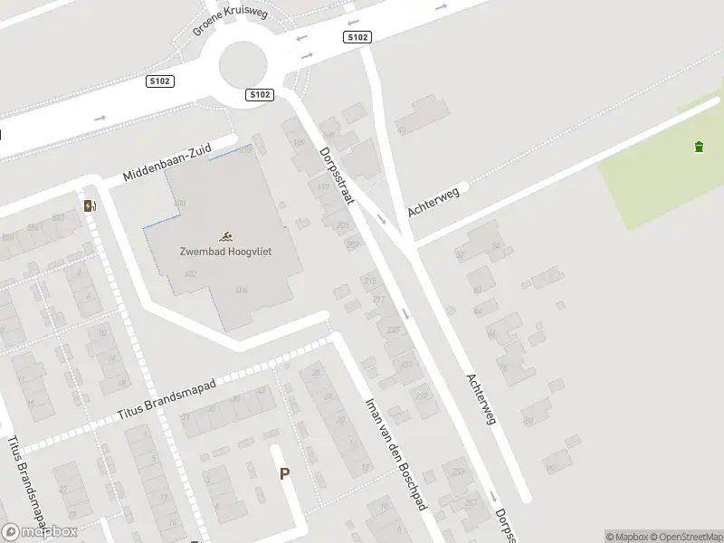 Ambulance met gepaste spoed naar de Dorpsstraat in Hoogvliet Rotterdam