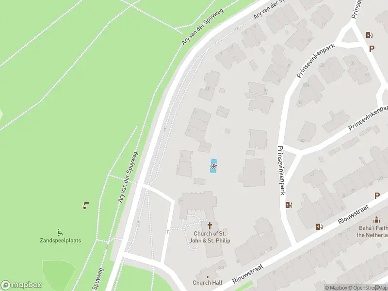 Brandweer met gepaste spoed naar de Ary van der Spuyweg in 's-Gravenhage