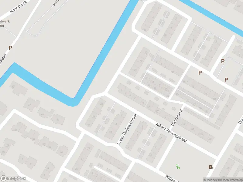 Ambulance met gepaste spoed naar de Albert Verweijstraat in Papendrecht