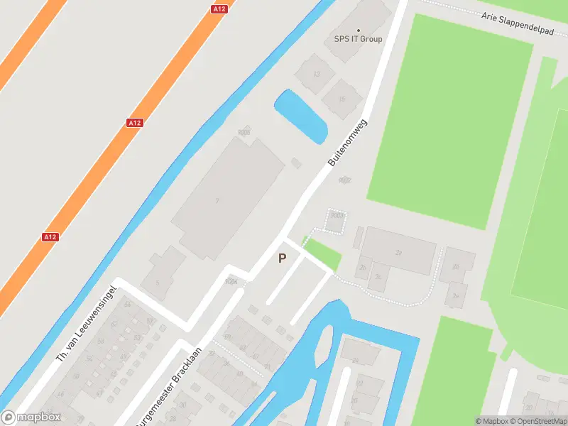 Ambulance met gepaste spoed naar de Buitenomweg in Reeuwijk