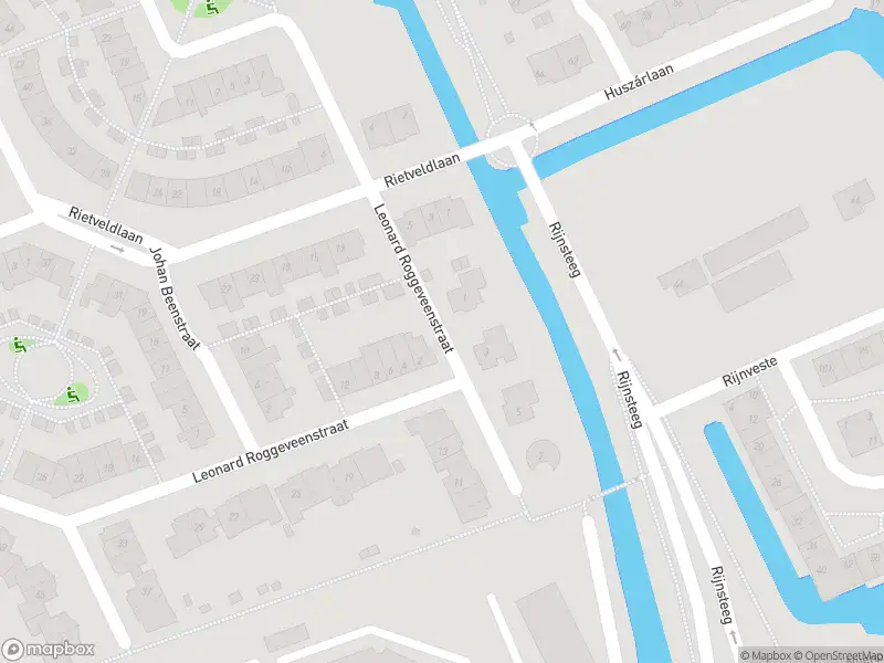 Brandweer met grote spoed naar de Leonard Roggeveenstraat in Wageningen vanwege afhijsen patient