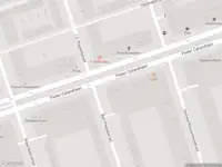 Ambulance met grote spoed naar de Johan Hofmanstraat in Amsterdam