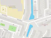 Ambulance met gepaste spoed naar de Amethiststraat in Alphen aan den Rijn
