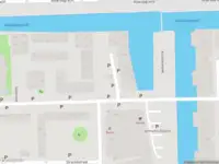 Ambulance met grote spoed naar de Kerdijkhof in Amsterdam