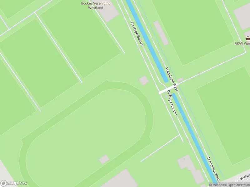 Brandweer met grote spoed naar de Monnikenlaan in Naaldwijk vanwege voertuigen te water
