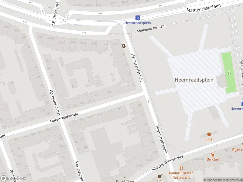 Ambulance met gepaste spoed naar de Heemraadstraat in Rotterdam