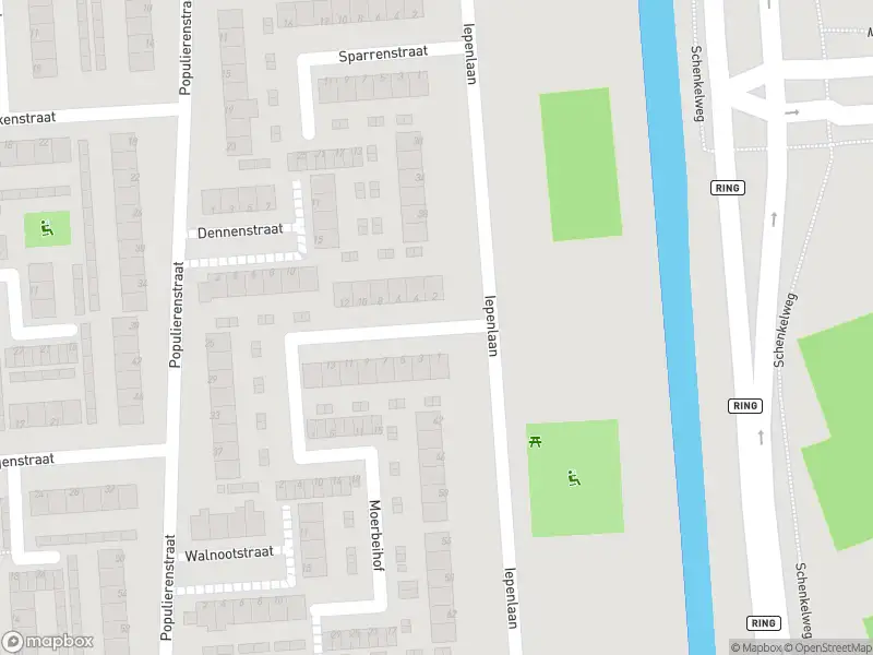 Ambulance met gepaste spoed naar de Moerbeistraat in Spijkenisse