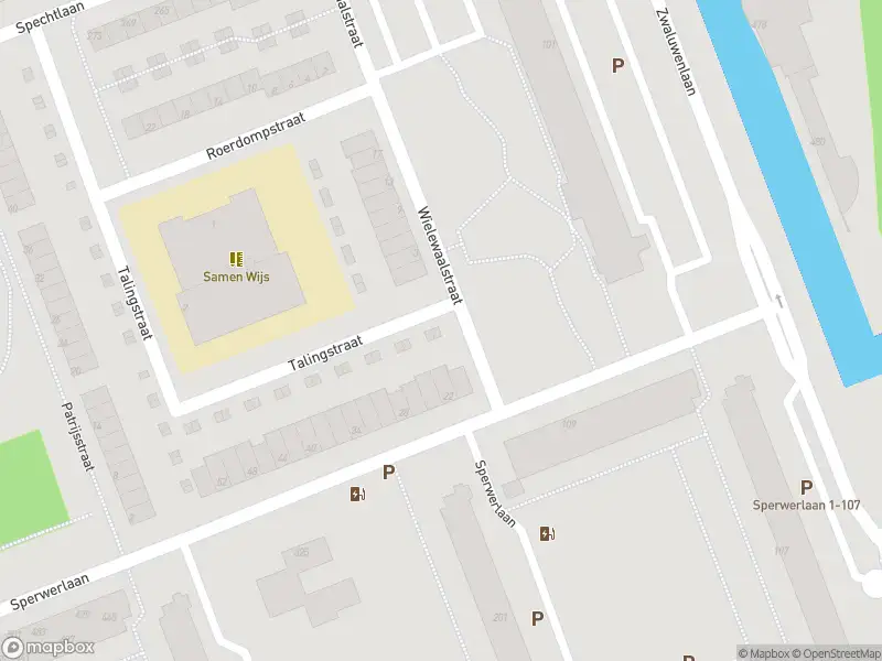 Ambulance met gepaste spoed naar de Wielewaalstraat in Vlaardingen