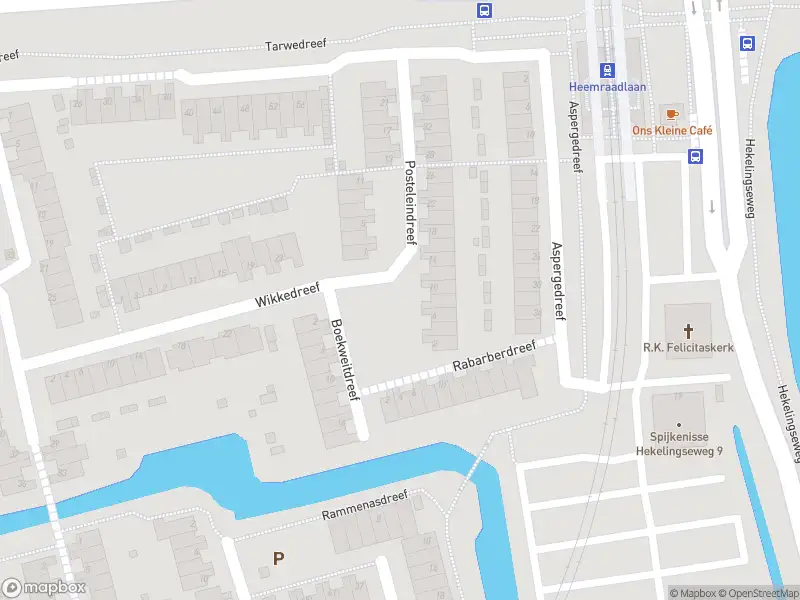 Ambulance met grote spoed naar de Posteleindreef in Spijkenisse