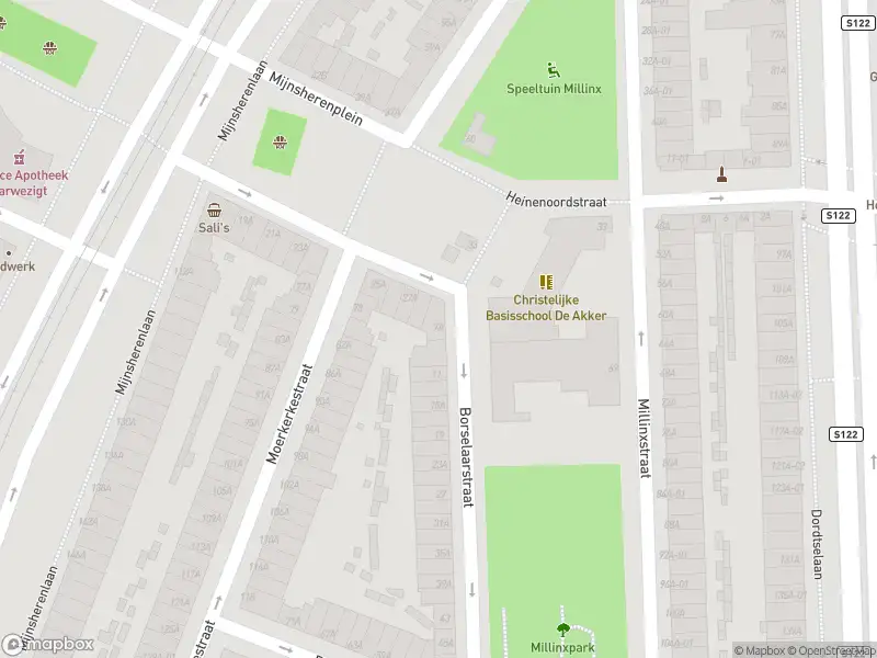 Ambulance met grote spoed naar de Borselaarstraat in Rotterdam