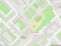 Ambulance met grote spoed naar de Van 't Hofflaan in Amsterdam