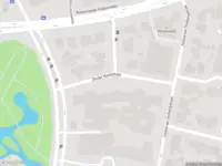 Ambulance met gepaste spoed naar de Dr. Noletstraat in Schiedam