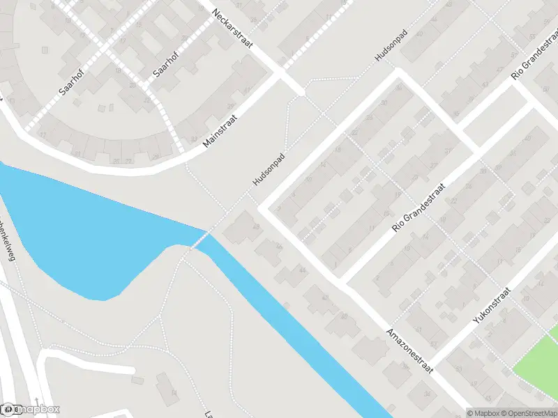 Ambulance met gepaste spoed naar de Hudsonpad in Spijkenisse