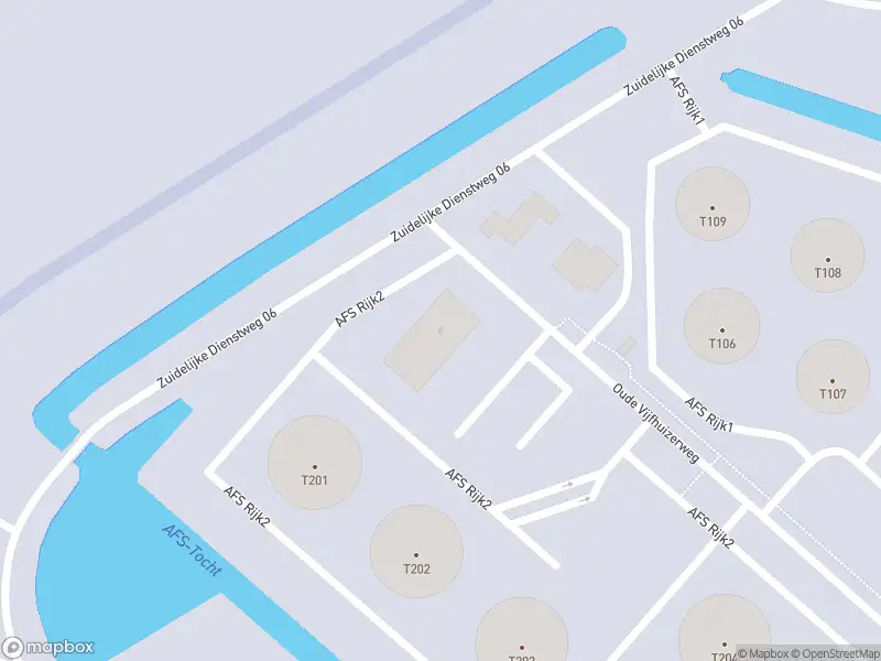 Brandweer met gepaste spoed naar de Oude Vijfhuizerweg in Schiphol