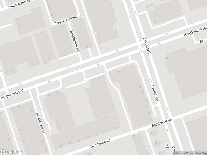Ambulance met grote spoed naar de Hongkongstraat in Rotterdam